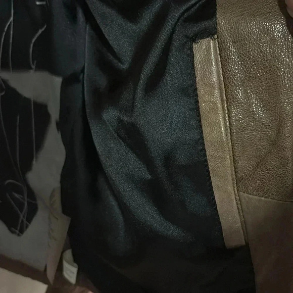 Danier italian leather 2xs jacket - Picture 5 of 9